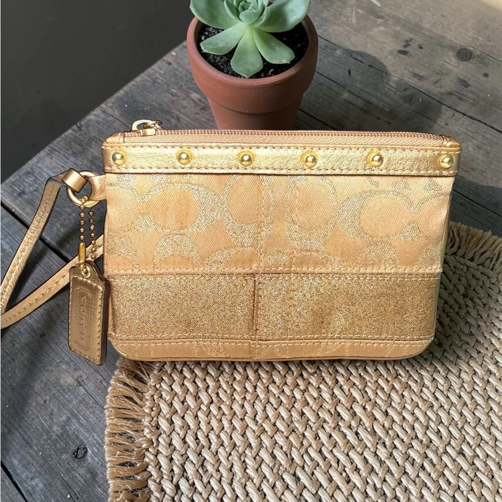 Coach Signature Stud Metallic Gold Lurex Wristlet ✨💛 - Picture 3 of 7